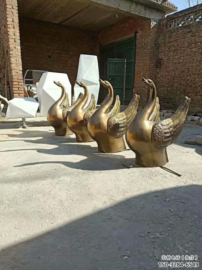 大型玻璃鋼天鵝雕塑 門口創意雕塑 售樓處小品