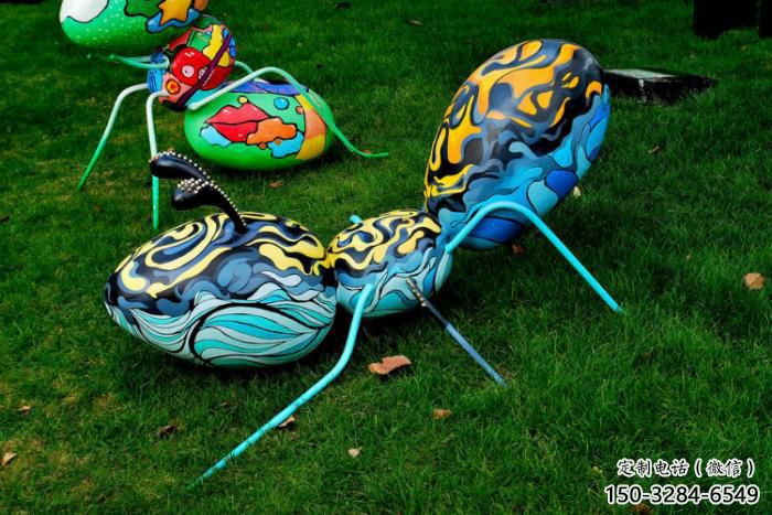 彩繪玻璃鋼螞蟻雕塑 仿真動物雕塑 步行街?jǐn)[件