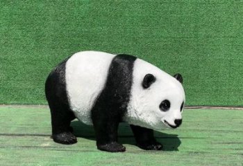 仿古玻璃鋼熊貓雕塑廠家 庭院彩繪雕塑 田間小品