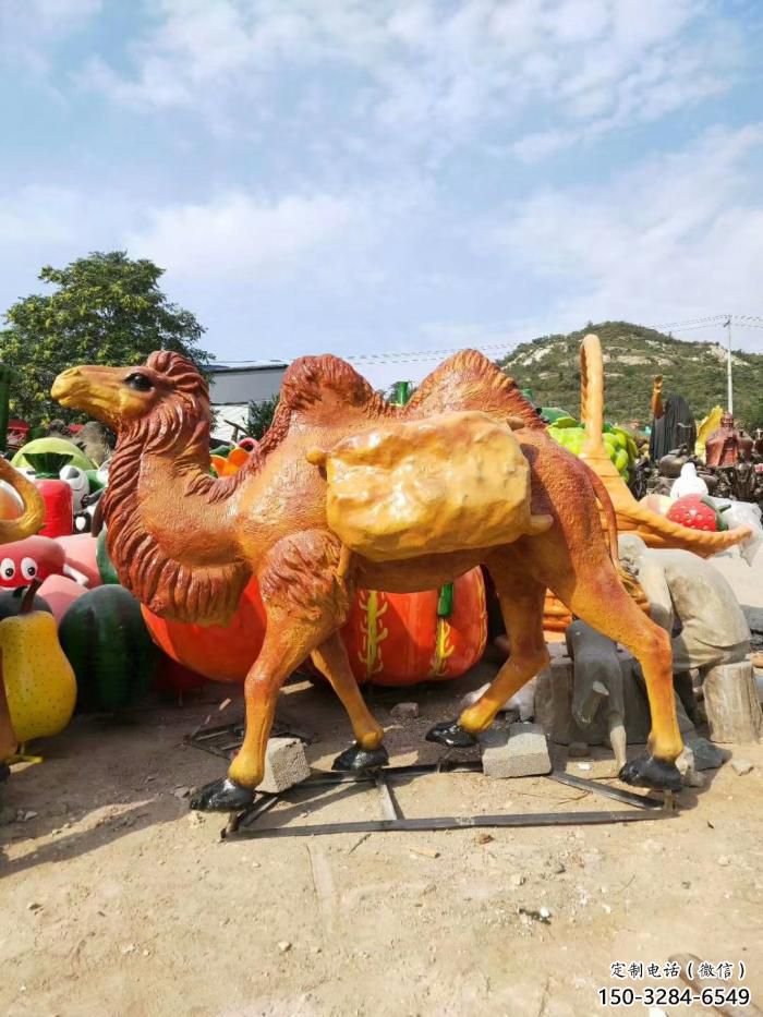 玻璃鋼駱駝雕塑廠家 田間彩繪雕塑 仿真擺件