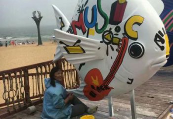 大型玻璃鋼金魚雕塑 步行街宣傳雕塑 仿真擺件