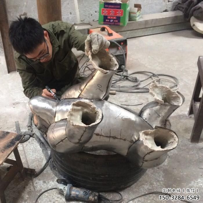 步行街猩猩雕塑，景觀主題，鍛造工藝