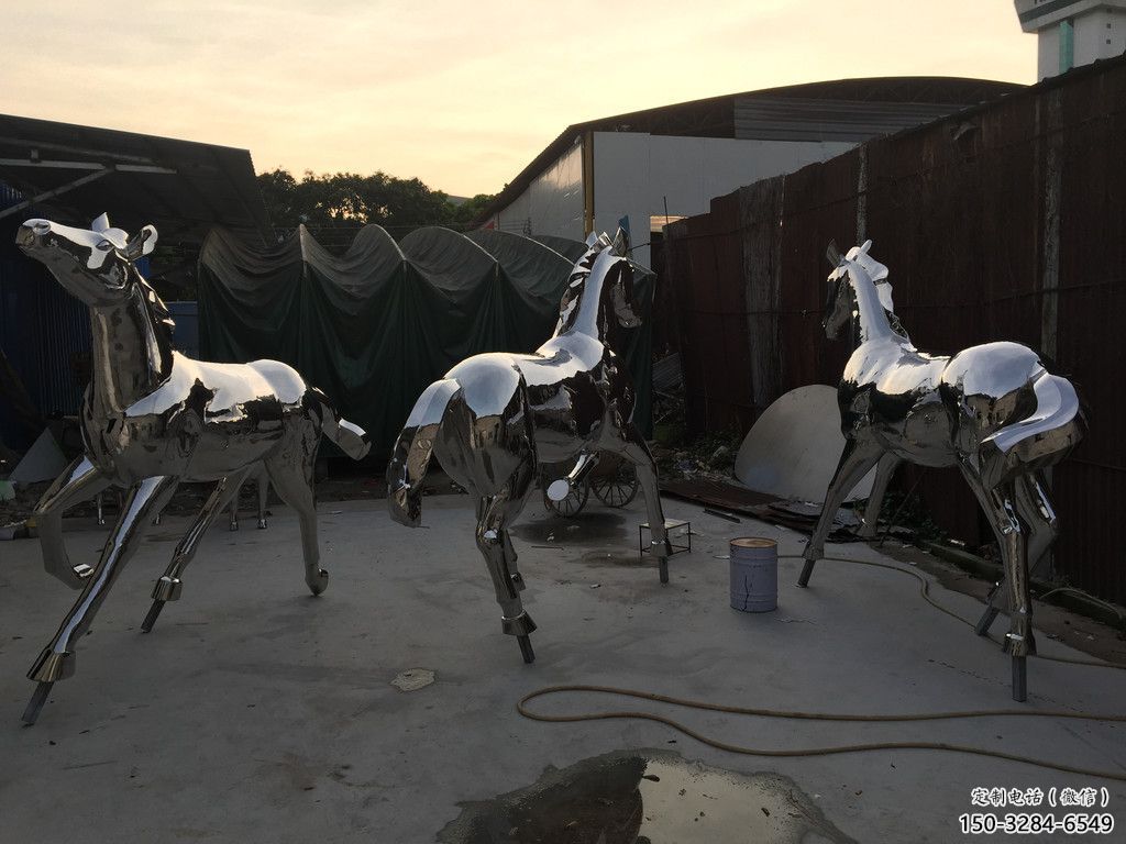 步行街戰馬雕塑，景觀主題，鏡面工藝