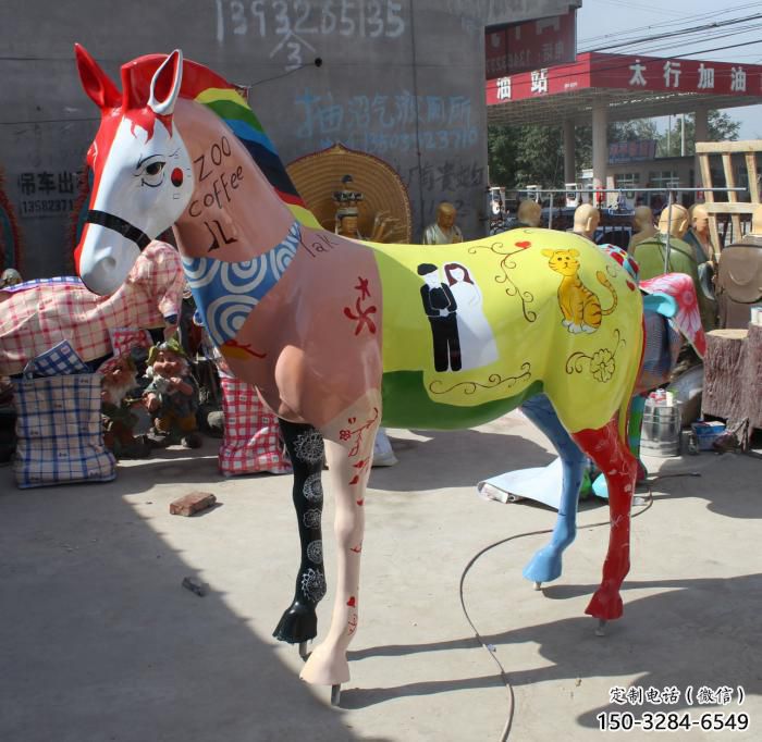 庭院小馬雕塑廠家，現(xiàn)代小品，彩繪工藝