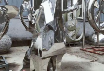 園林哈巴狗雕塑，噴漆運(yùn)動(dòng)雕塑，網(wǎng)格形式