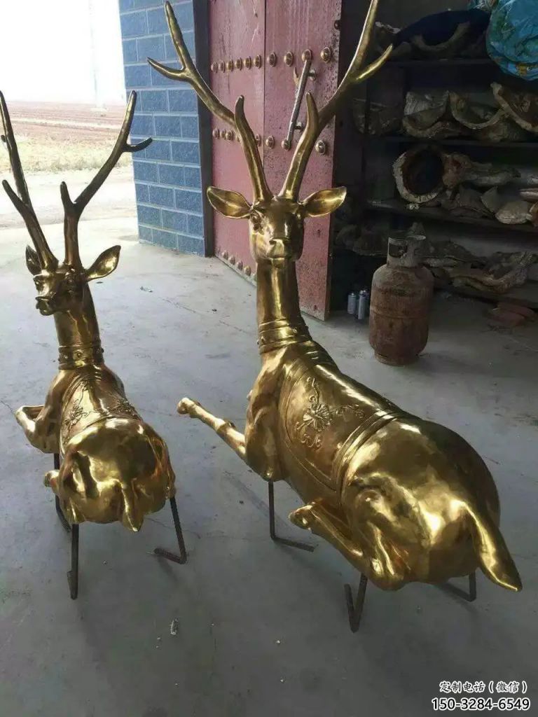 房地產(chǎn)馴鹿雕塑，仿古動漫雕塑，噴砂制造