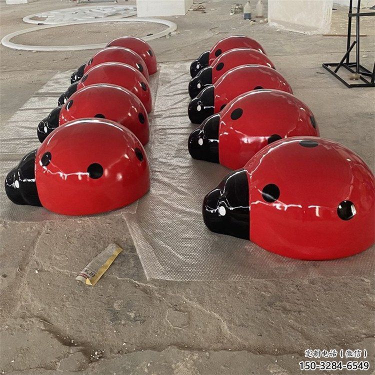 廣場蟲子雕塑，卡通水景雕塑，抽象效果