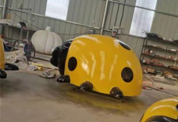 校園蟲子雕塑，拉絲海洋雕塑，卡通主題