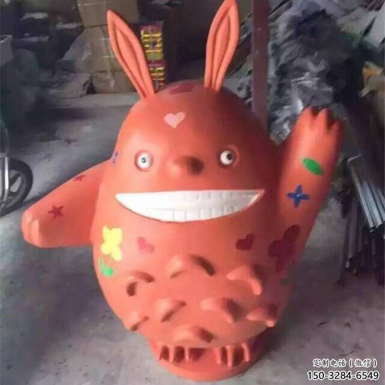 公園龍貓雕塑，噴砂發(fā)光雕塑，鑄銅工藝