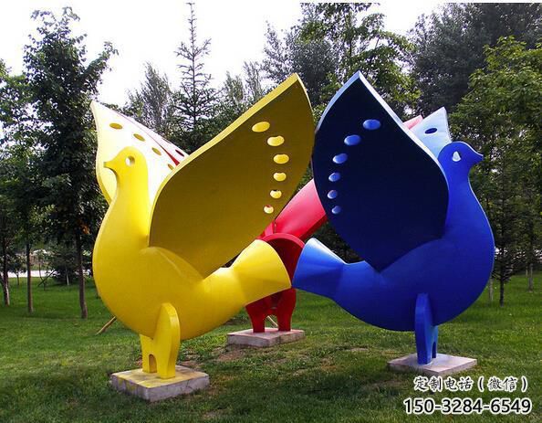 步行街鴿子雕塑，鍛造鳥類雕塑，仿真方式