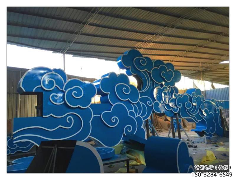 景區云朵雕塑，鍍金歐式雕塑，鐵藝材質