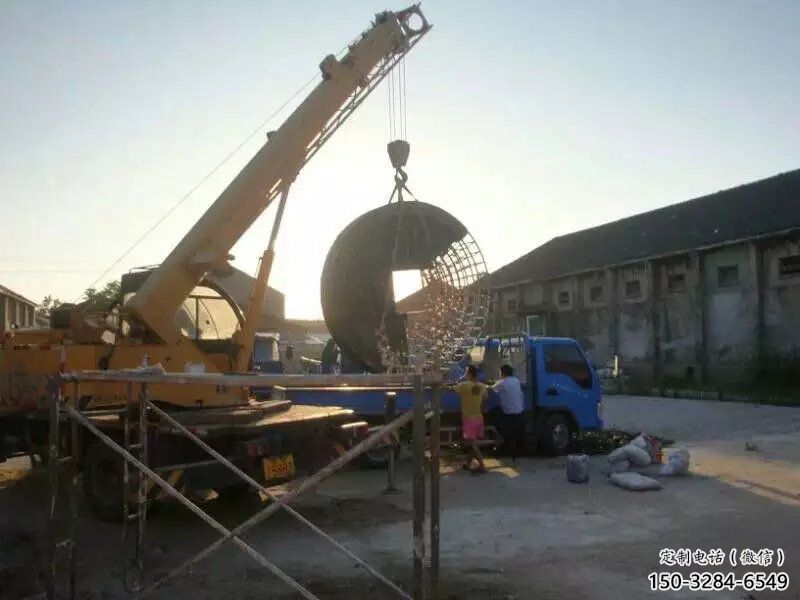 戶外銅錢雕塑，仿古鑄銅雕塑，烤漆工藝