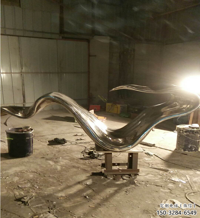 商業(yè)街飄帶雕塑 烤漆擺件 彩繪雕塑