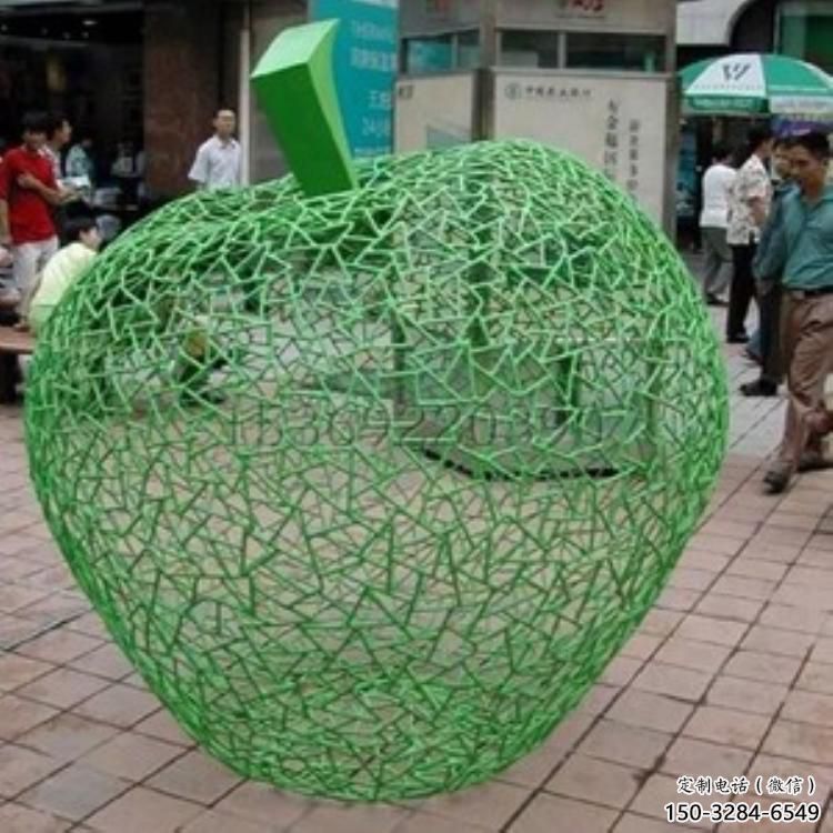 草地蘋(píng)果雕塑 現(xiàn)代校園果蔬雕塑 大型水果雕塑