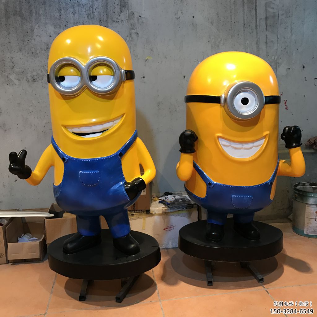 庭院小黃人雕塑 公園草地卡通雕塑 鍛造動漫雕塑