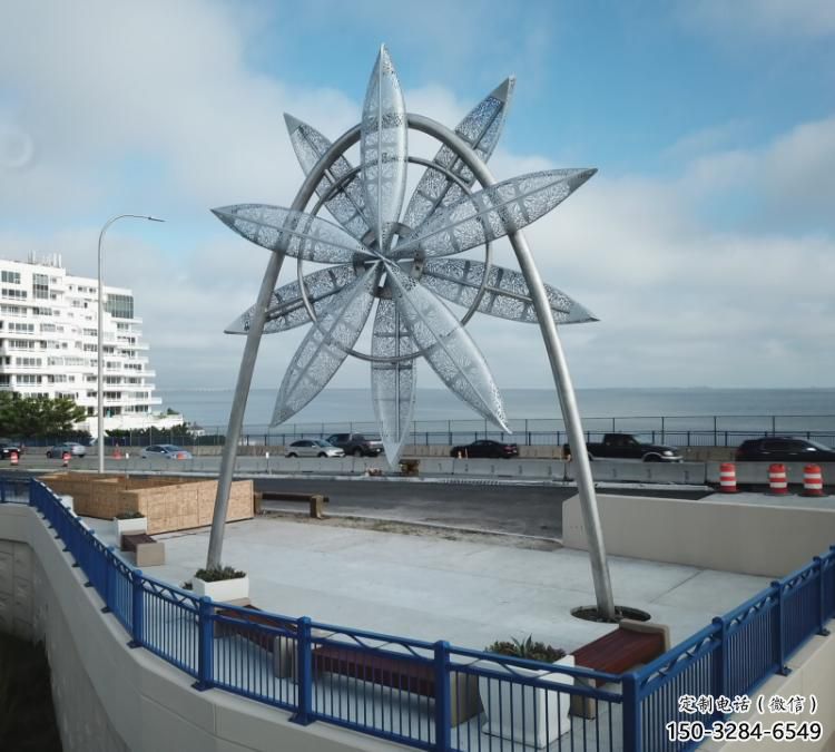 商業(yè)街風(fēng)車雕塑 烤漆旋轉(zhuǎn)雕塑 彩繪旋轉(zhuǎn)雕塑