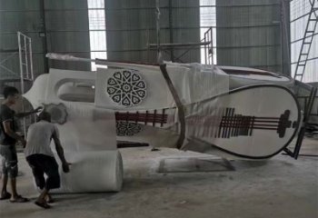 烤漆琵琶雕塑 鋼管樂器雕塑 室內(nèi)音樂雕塑