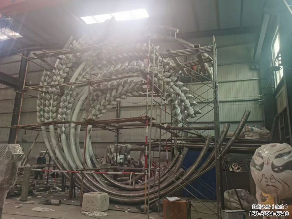 中式螺絲釘雕塑 啞光器械雕塑 游樂場工業雕塑