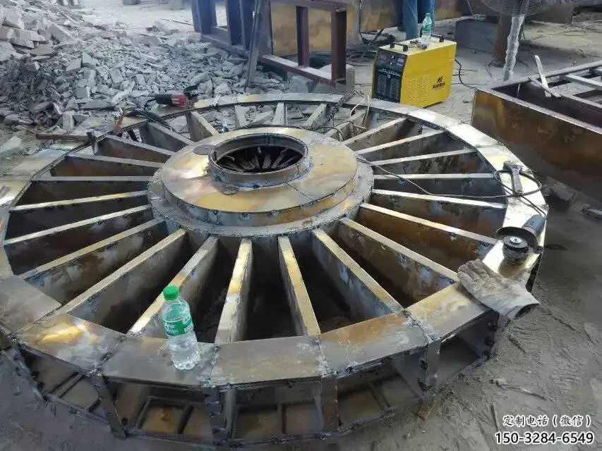 烤漆水車雕塑 鋼管仿古雕塑 鑄造工藝雕塑