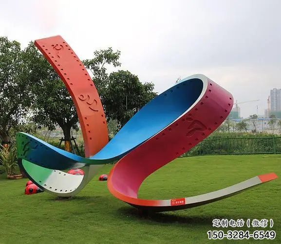 拉絲膠卷雕塑 鏤空創(chuàng)意膠片雕塑 別墅區(qū)膠片雕塑