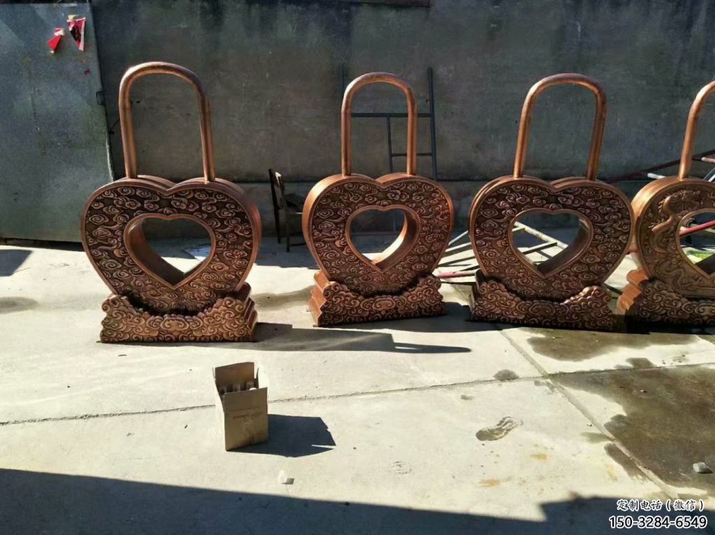 游樂場鎖子雕塑 發光公園雕塑 噴漆同心鎖雕塑