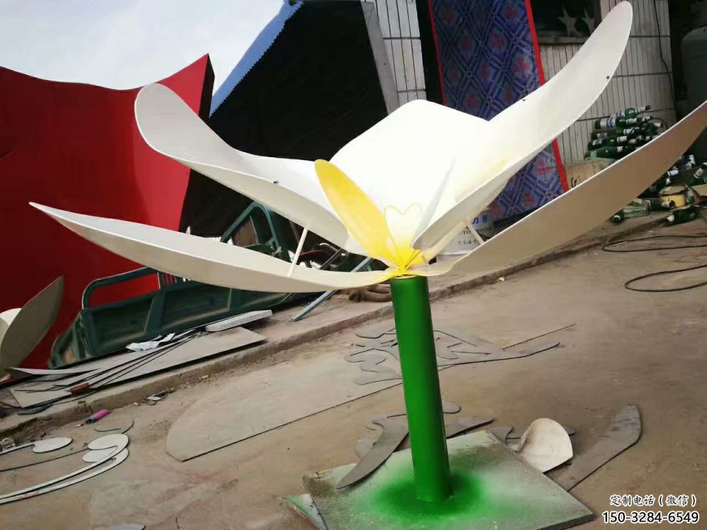 拉絲蘭花雕塑 鏤空創(chuàng)意雕塑 別墅區(qū)雕塑