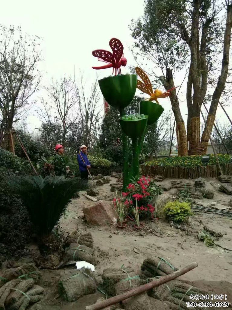 仿古蓮蓬雕塑 騰飛植物雕塑 房地產雕塑