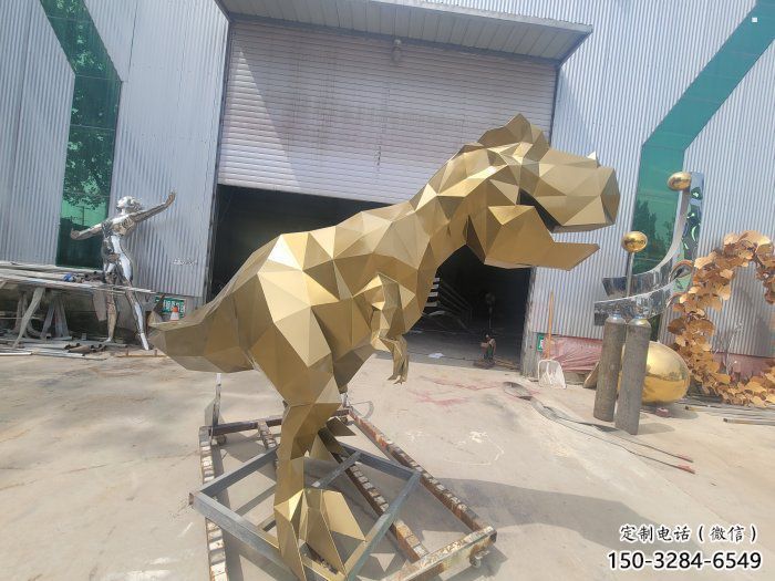 廣場(chǎng)恐龍雕塑供求，露天雕塑，企業(yè)幾何恐龍雕塑標(biāo)準(zhǔn)