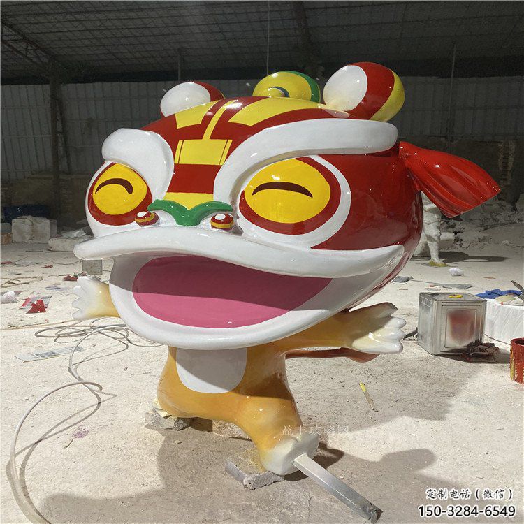 卡通形態效果，玻璃鋼卡通獅子雕塑，美陳景觀擺件