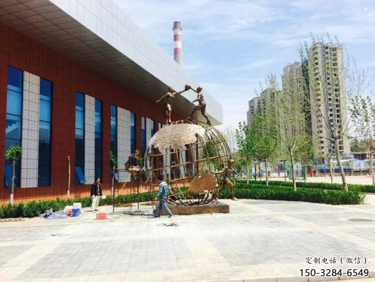 地球儀雕塑定價，拉絲工藝，地球儀人物雕塑制作