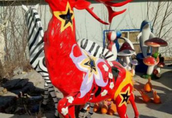 梅花鹿雕塑觀賞型，公園小品，玻璃鋼梅花鹿雕塑生產(chǎn)商