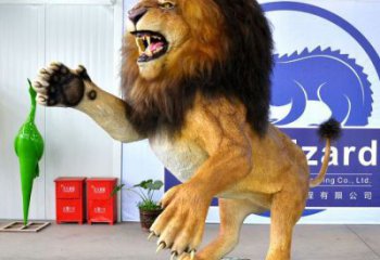 動物獅子雕塑廠家，仿真玻璃鋼景觀動物雕塑
