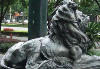 公園獅子雕塑定做，小區擺件，鑄銅趴獅雕塑制作