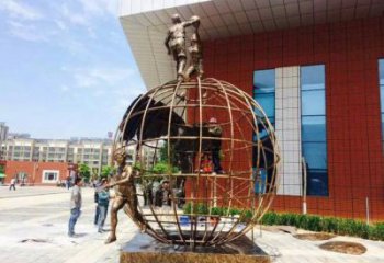 地球儀雕塑常用，景觀概念，地球儀人物雕塑擺件