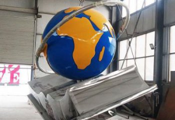 書籍雕塑選用，小區擺件，大型書籍地球儀雕塑公司