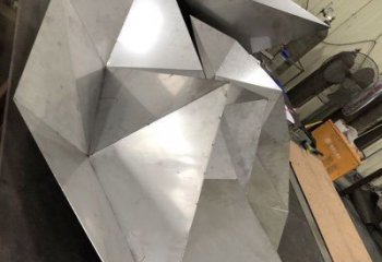 紙船雕塑優選，白鋼構件，鋼結構折紙船雕塑供給