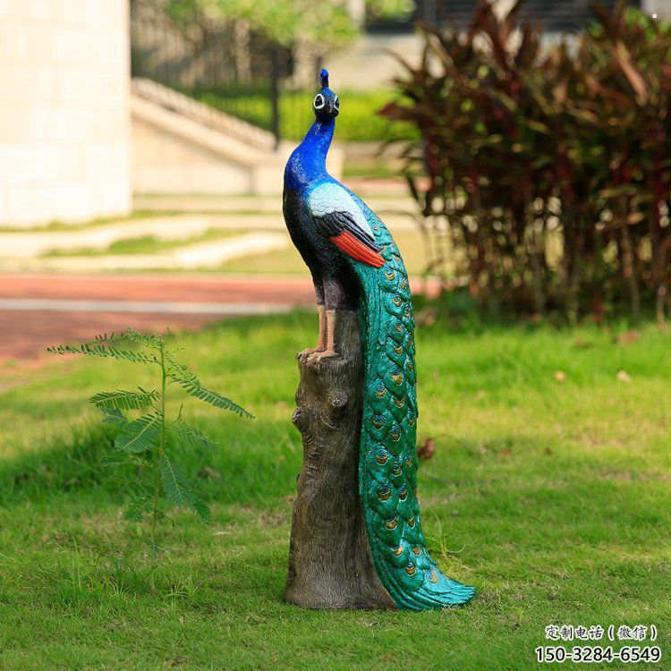 彩繪孔雀雕塑生產(chǎn)，美陳雕塑，仿真孔雀雕塑定制