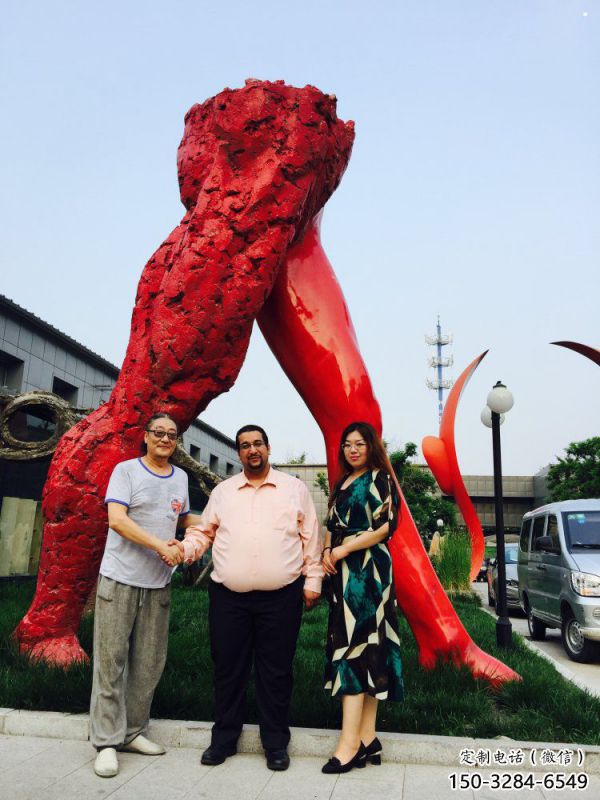 廣場人字雕塑優(yōu)價，美陳組合，不銹鋼人字雕塑廠家特供