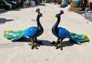 彩繪孔雀雕塑承接，景區案例，仿真孔雀雕塑制作