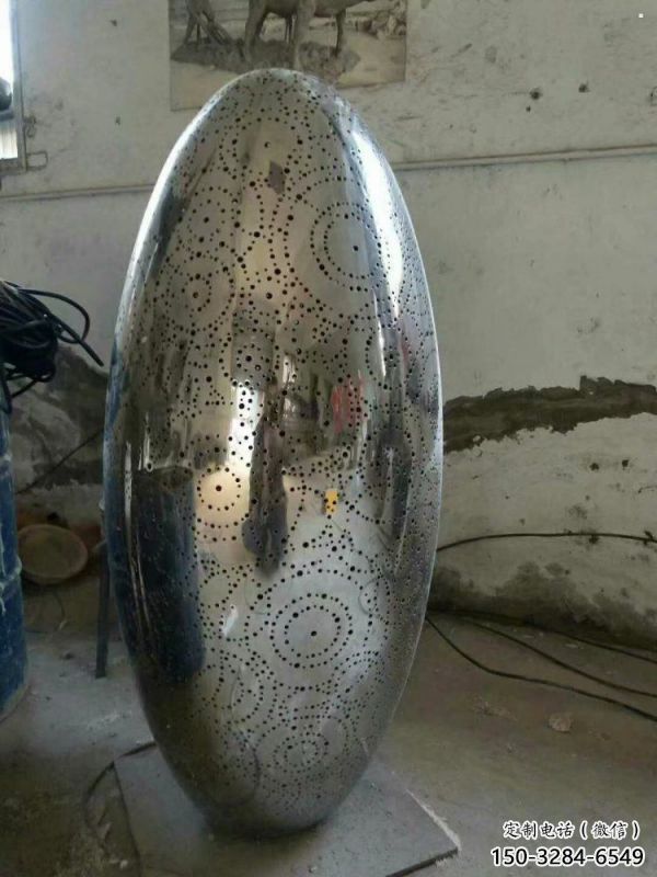 鏡面球雕塑承接，鋼管組合，鏤空不銹鋼球雕塑特供