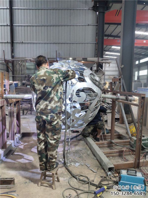 空心球雕塑提供，戶外雕塑，鏤空空心球雕塑加工廠家