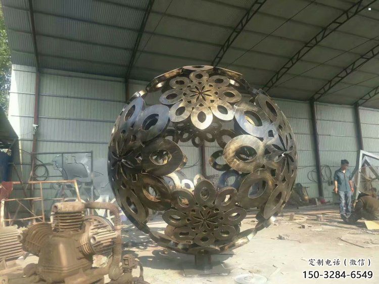 球體雕塑供應(yīng)，花園小品，不銹鋼球體雕塑展品