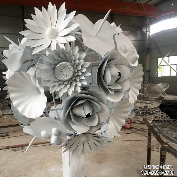 花球雕塑廠家，小區(qū)擺件，不銹鋼花球雕塑訂做