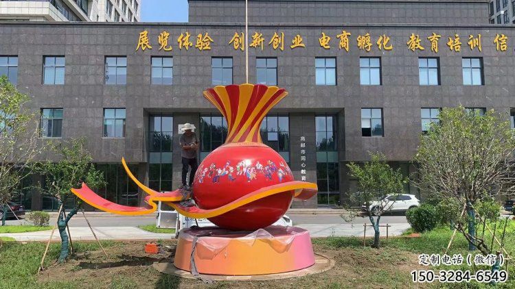 花瓶雕塑精品，景觀構件，景觀玻璃鋼花瓶雕塑供求