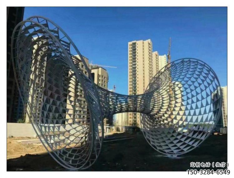 建筑花瓶雕塑制造商，城區(qū)小品，鏤空花瓶雕塑制作廠家