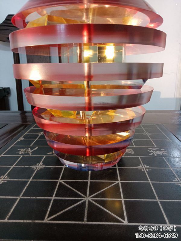 花瓶雕塑制作廠家，花園小品，異形花瓶雕塑生產(chǎn)商