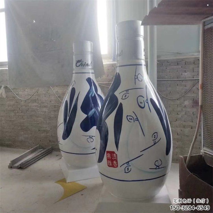 洋酒瓶雕塑通用，街頭雕塑，玻璃鋼洋酒瓶雕塑標準