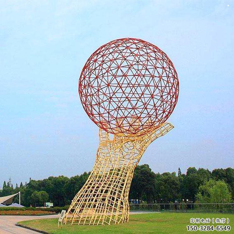 火球雕塑定制，市標(biāo)雕塑，鏤空手托火球雕塑廠家