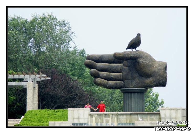手掌雕塑優選，陸地擺件，不銹鋼手掌雕塑承接