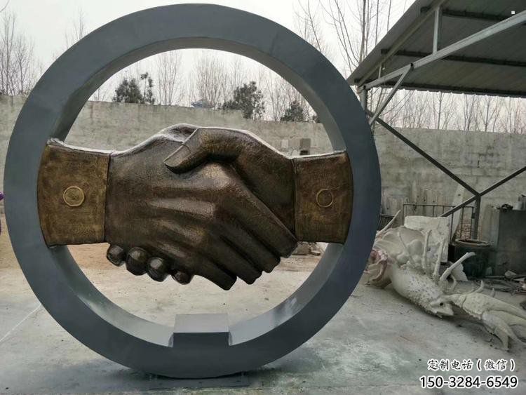 握手雕塑觀賞型，戶外擺放，不銹鋼握手雕塑廠家